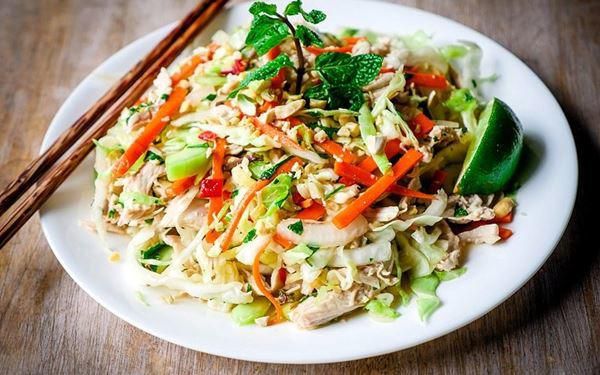 Gỏi Gà Makanan Lezat Khas Dari Vietnam