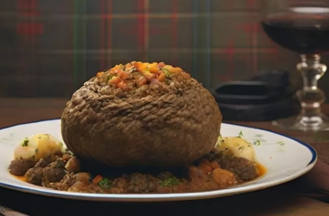 Haggis: Makanan Tradisional Skotlandia yang Unik dan Ekstrim