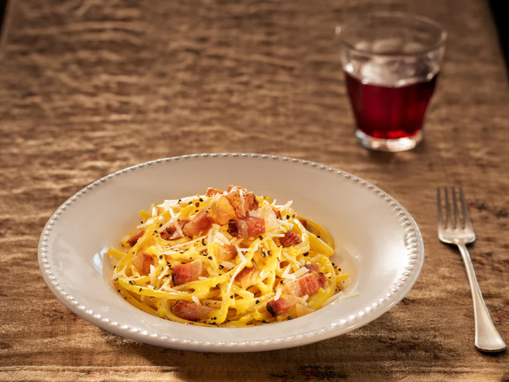 Carbonara Makanan khas Italia Yang Lezat Dari Italia