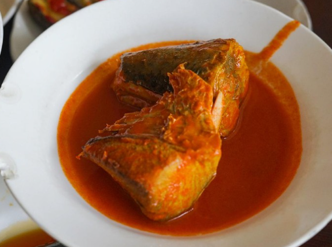 Asam Padeh Ikan Tongkol Khas Rumah Makan Padang