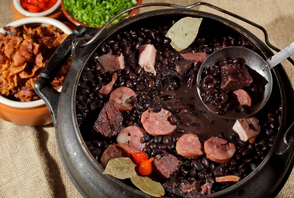 Feijoada, Makanan Khas Brasil yang Penuh Cita Rasa