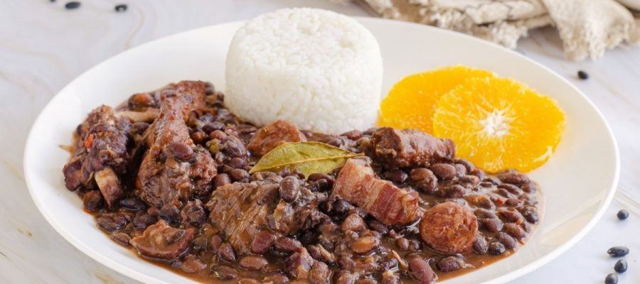 Feijoada, Makanan Khas Brazil Menjadi Simbol Kuliner Negara