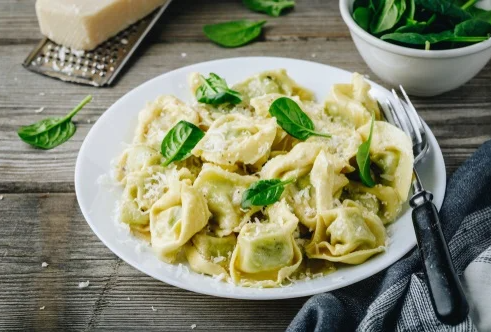 TORTELLINI, PASTA KHUSUS ITALIA YANG TERPOPULER DI SELURUH DUNIA